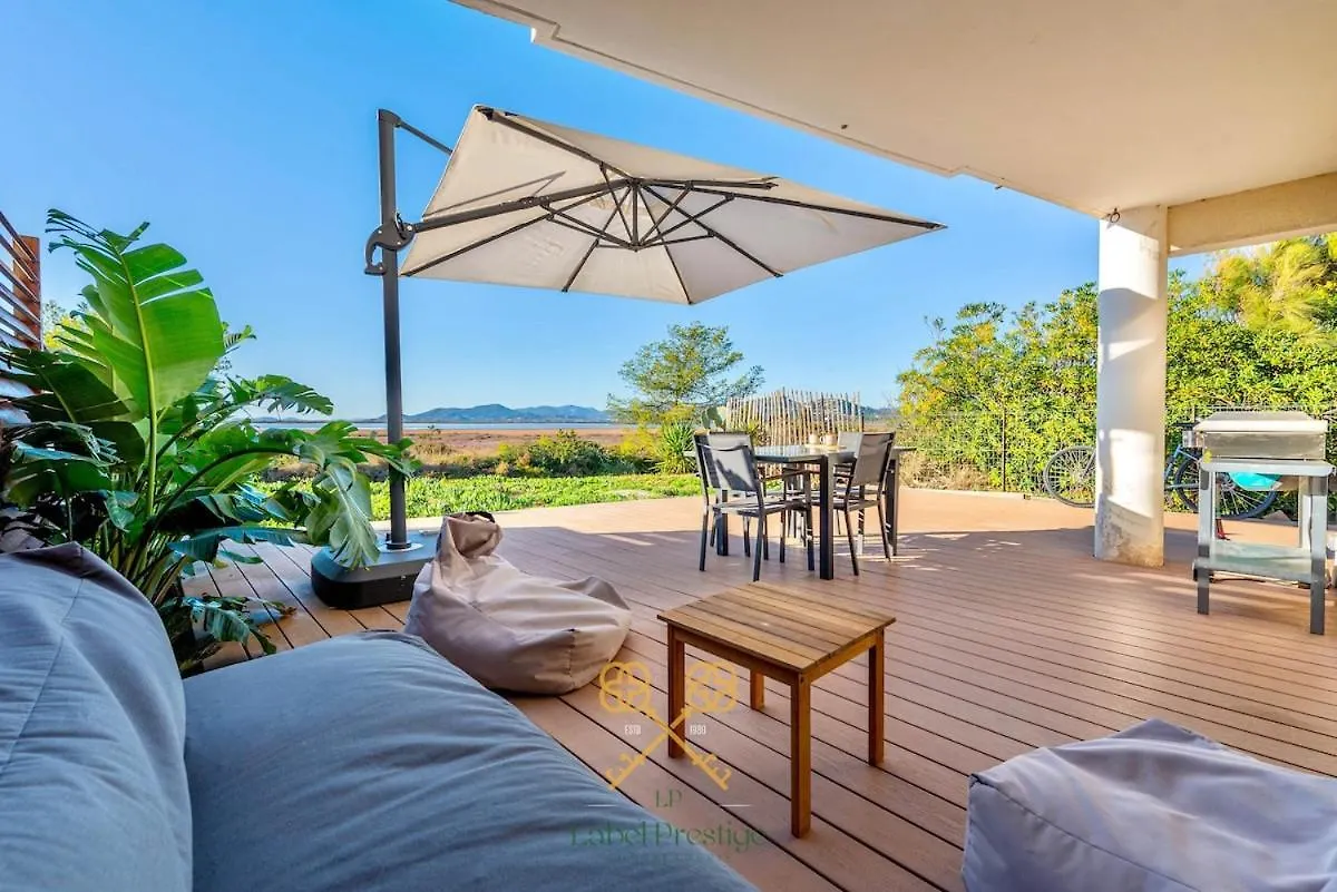 Apartment La Capte Hyeres France